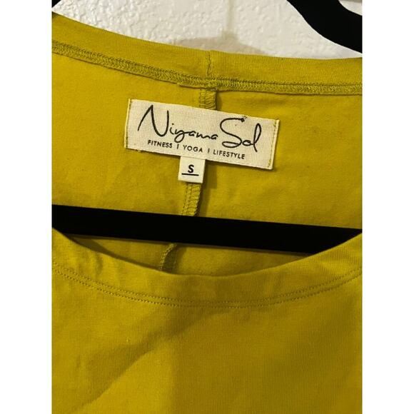 EUC Niyama sol mustard yellow loose tank top size S yoga activewear - Picture 2 of 4